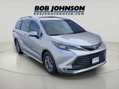 2024 Toyota SIENNA XLE AWD XLE 7-Passenger
