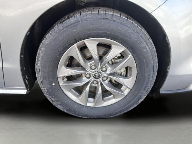 2024 Toyota SIENNA XLE AWD XLE 7-Passenger