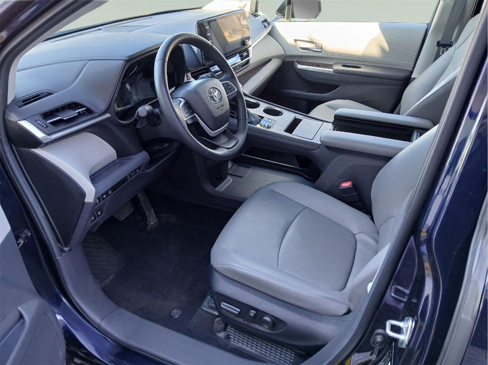 2024 Toyota SIENNA XLE AWD XLE 7-Passenger