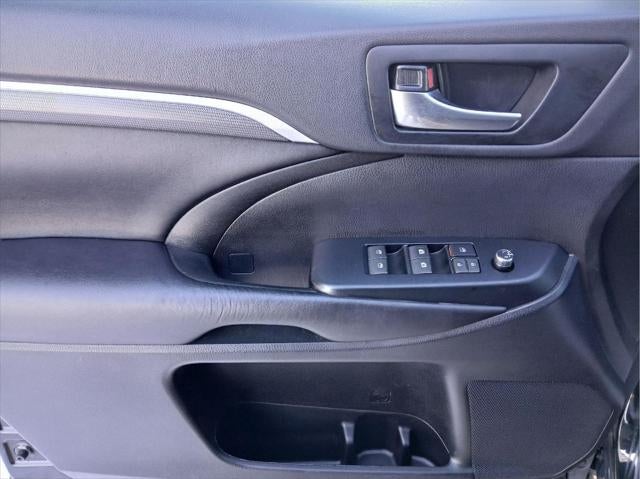 2019 Toyota HIGHLANDER SUV