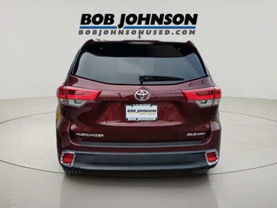 2017 Toyota HIGHLANDER XLE