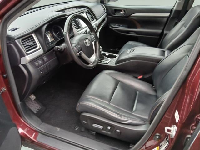 2017 Toyota HIGHLANDER XLE