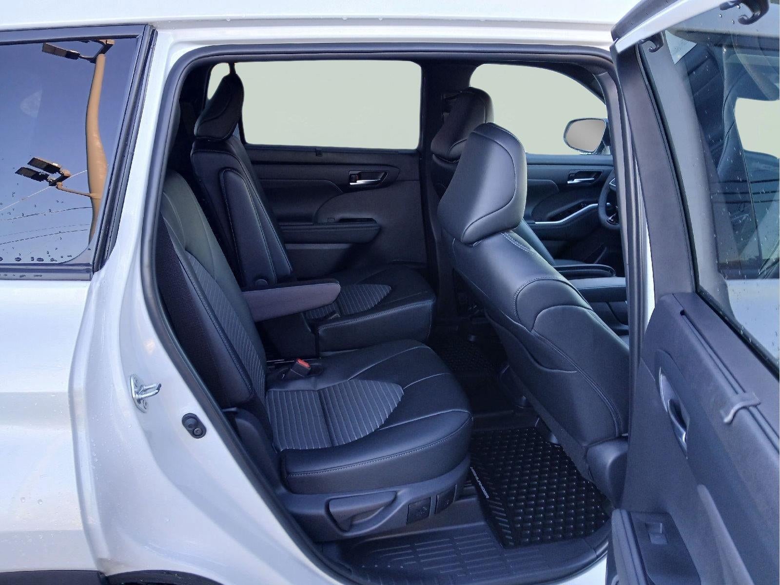 2026 Toyota Highlander XSE