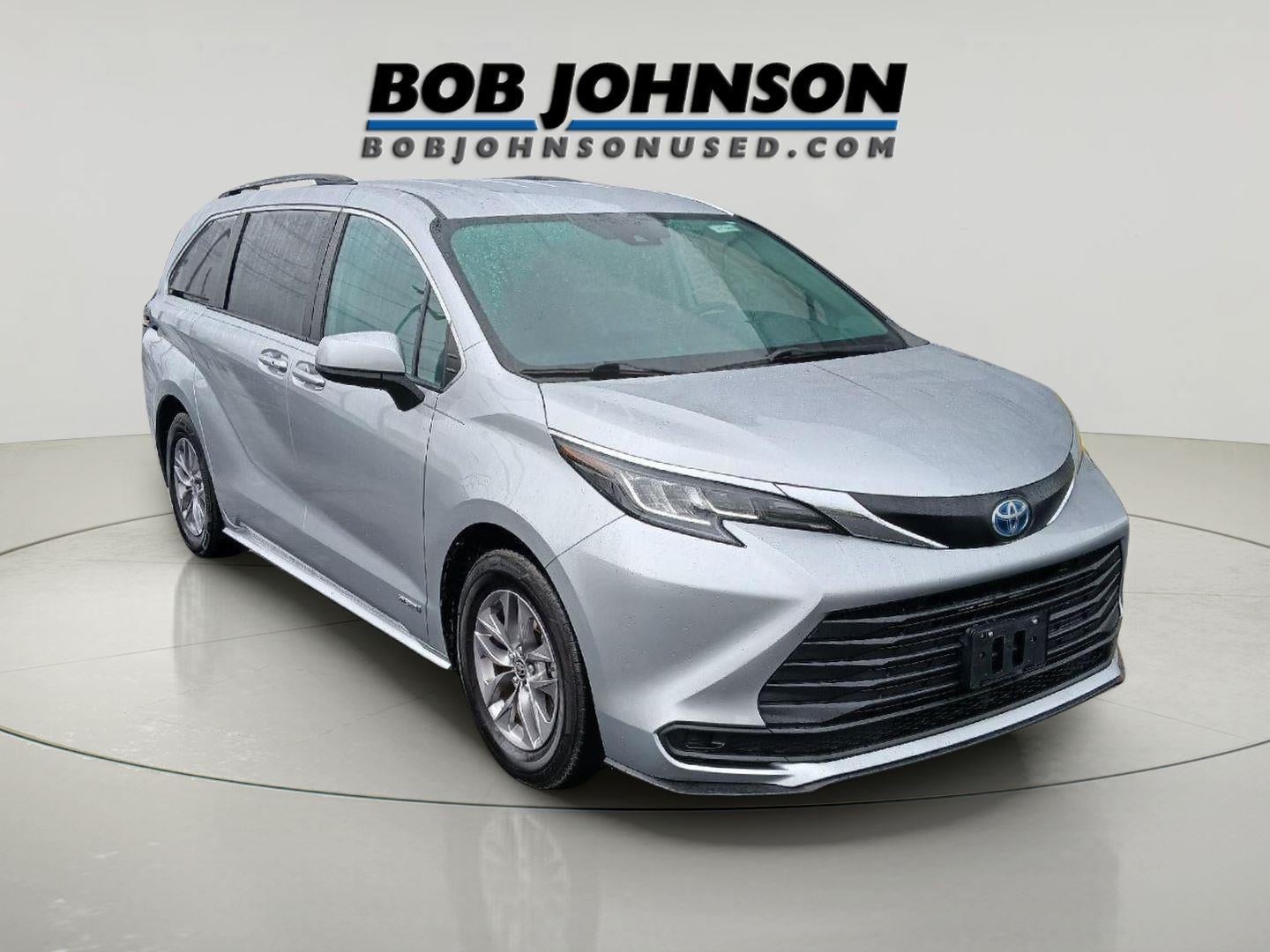 2021 Toyota Sienna LE 8-Passenger