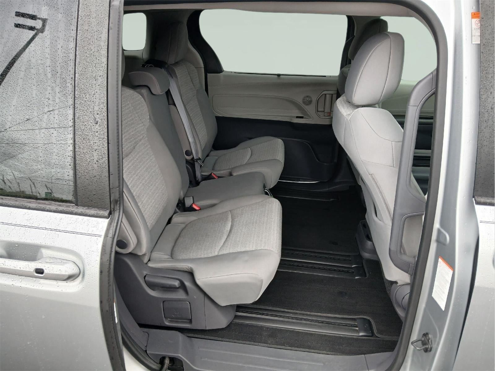 2021 Toyota Sienna LE 8-Passenger