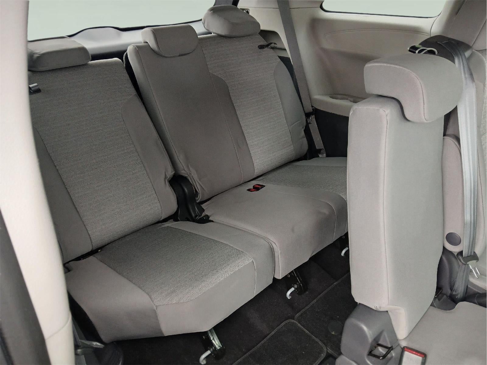 2021 Toyota Sienna LE 8-Passenger