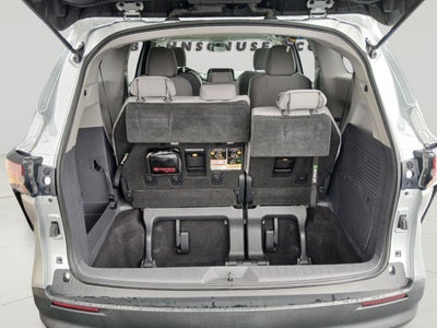 2021 Toyota Sienna LE 8-Passenger