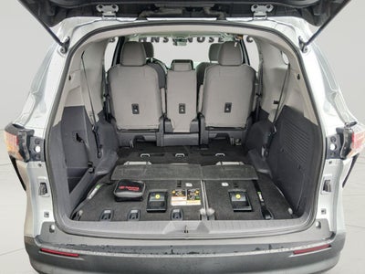 2021 Toyota Sienna LE 8-Passenger