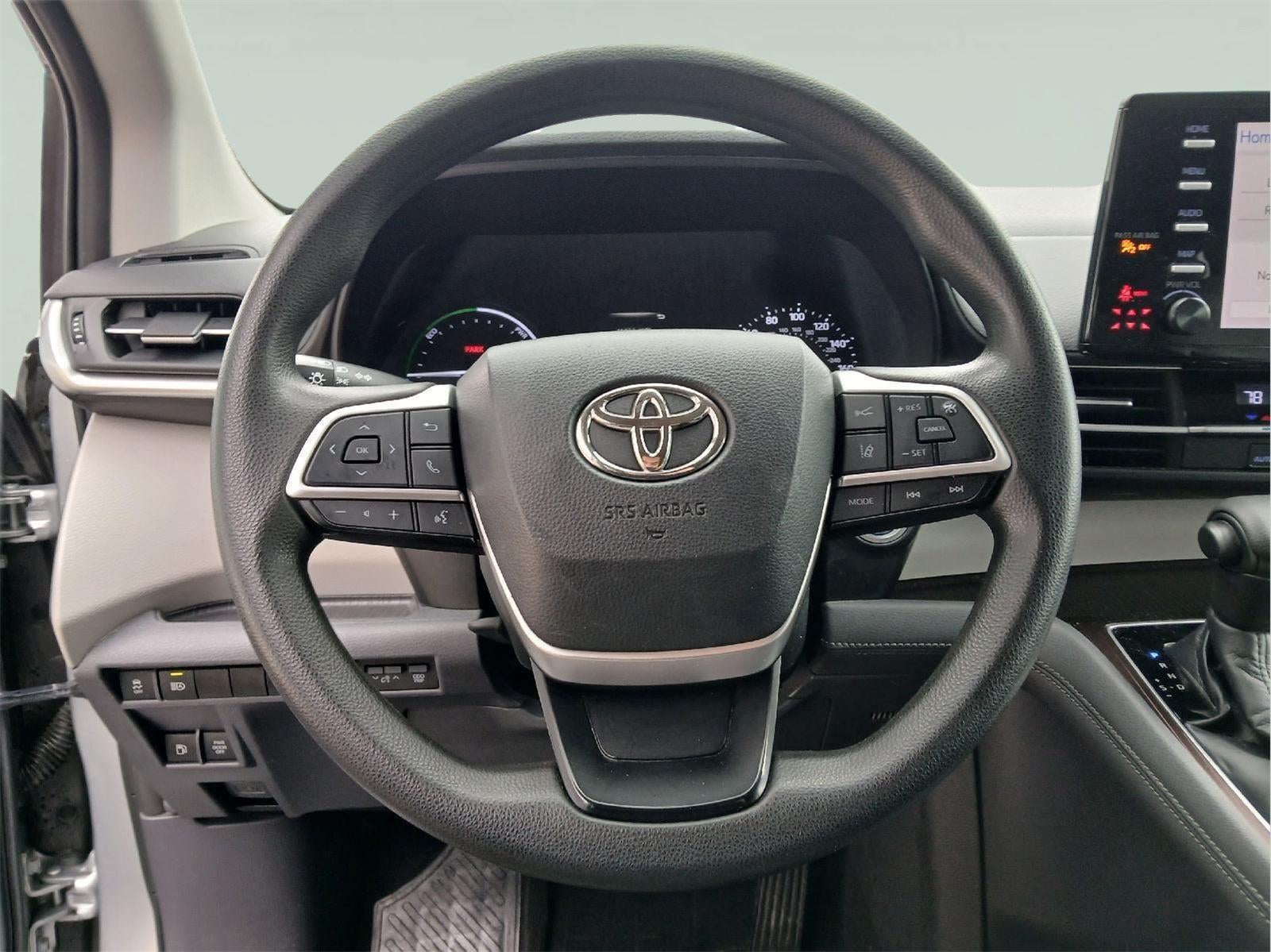 2021 Toyota Sienna LE 8-Passenger