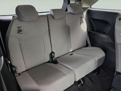 2025 Toyota Sienna LE 8-Passenger