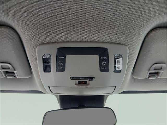 2025 Toyota Sienna LE 8-Passenger