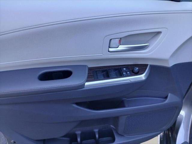 2023 Toyota Sienna XLE 8-Passenger