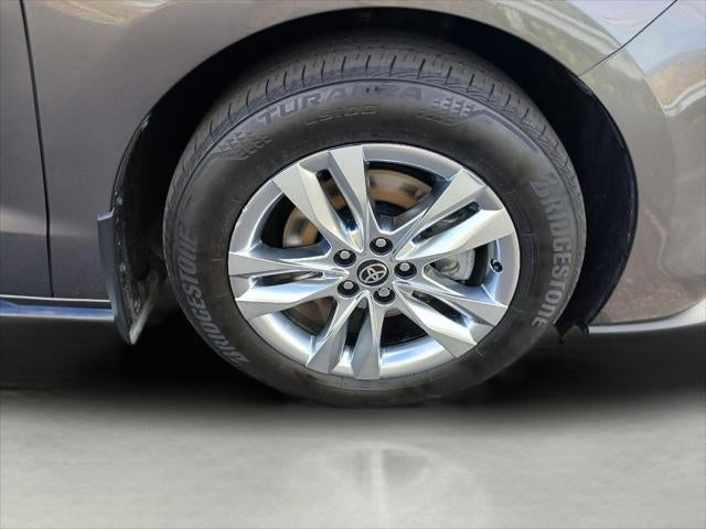 2024 Toyota Sienna Limited 7-Passenger