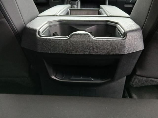 2024 Toyota TUNDRA 4X4 SR