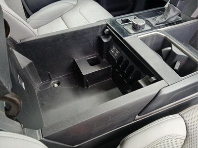 2022 Toyota TUNDRA 4X4 SR5