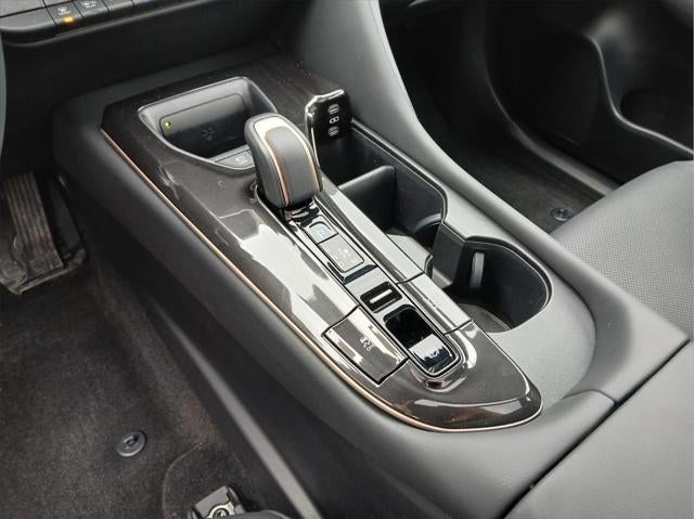 2025 Toyota CROWN PLATINUM AWD