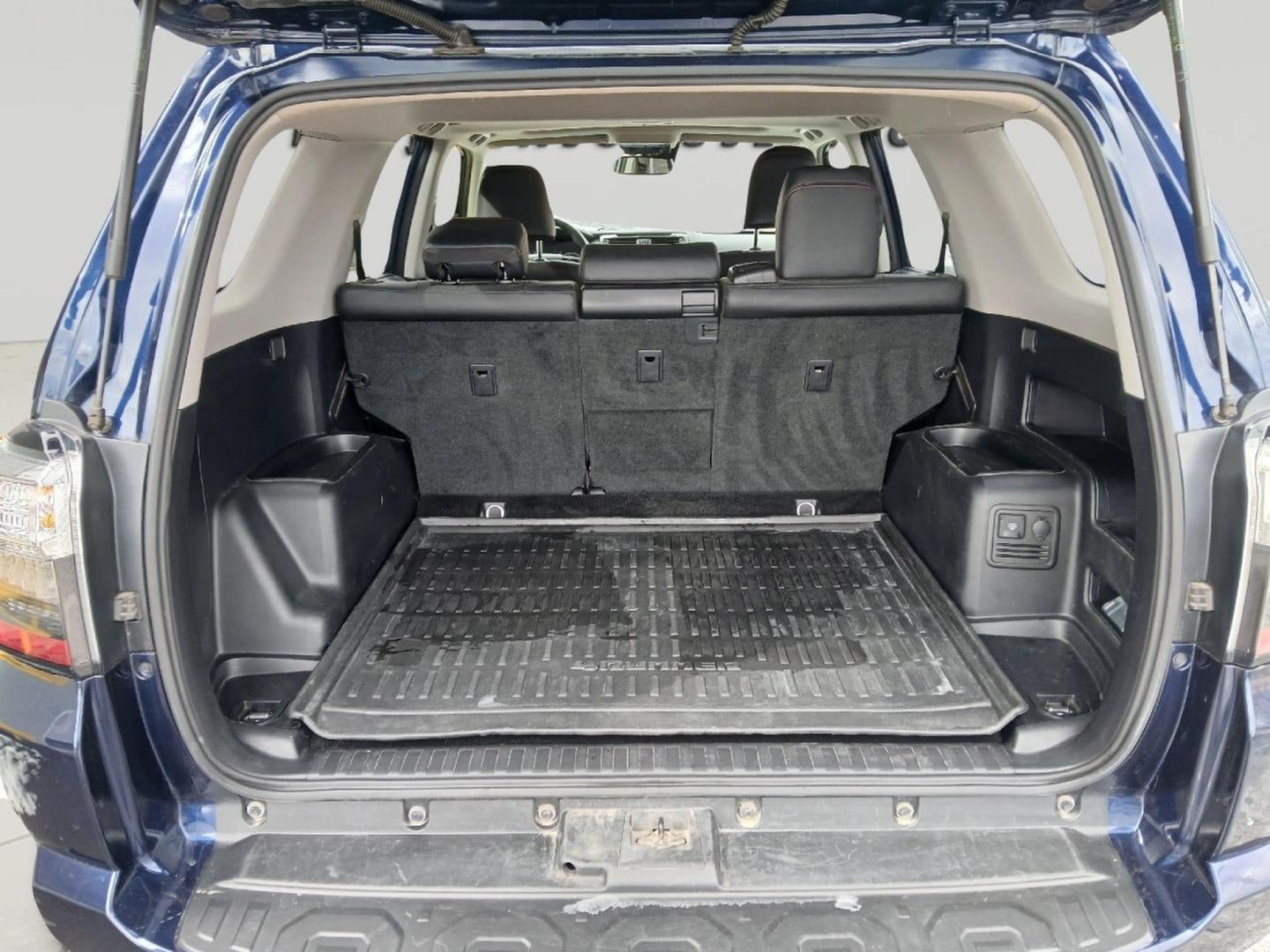 2022 Toyota 4RUNNER TRD Off-Road Premium