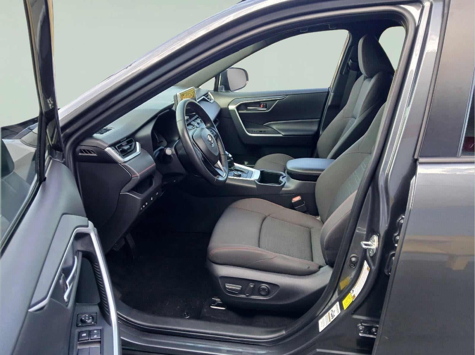 2024 Toyota RAV4 Prime SE
