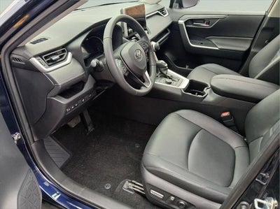 2023 Toyota RAV4 HYBRID XLE Premium