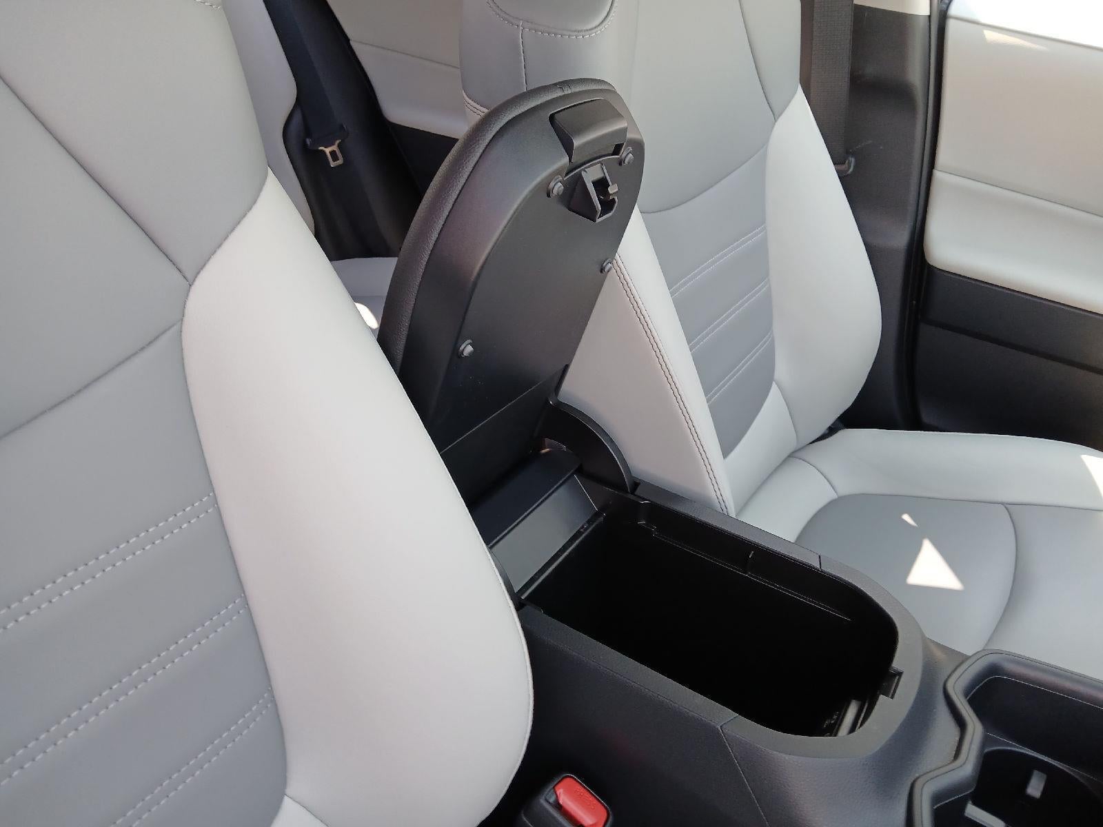 2025 Toyota RAV4 Hybrid XLE Premium