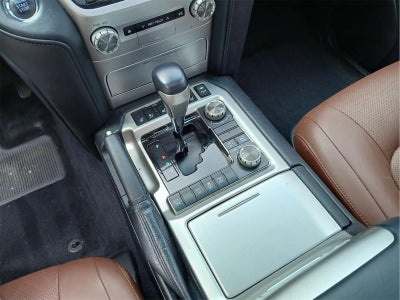 2016 Toyota Land Cruiser Base