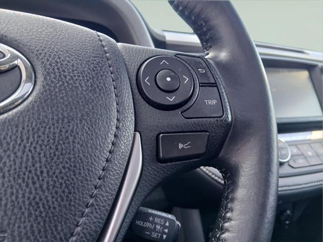 2016 Toyota RAV4 HYBRID SUV