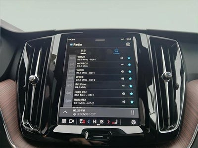 2025 Volvo XC60 Plus