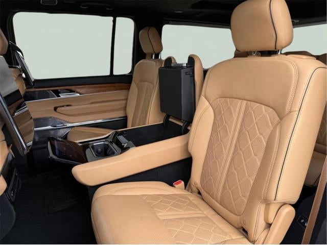 2022 Jeep Grand Wagoneer Series III