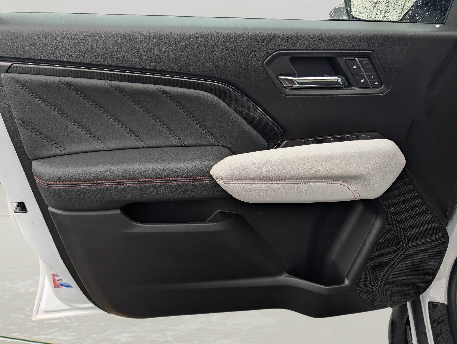 2026 GMC Canyon 4WD AT4X