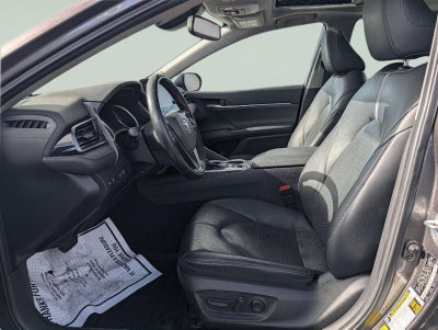 2021 Toyota Camry Hybrid XLE