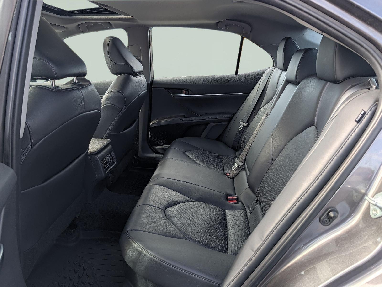 2021 Toyota Camry Hybrid XLE