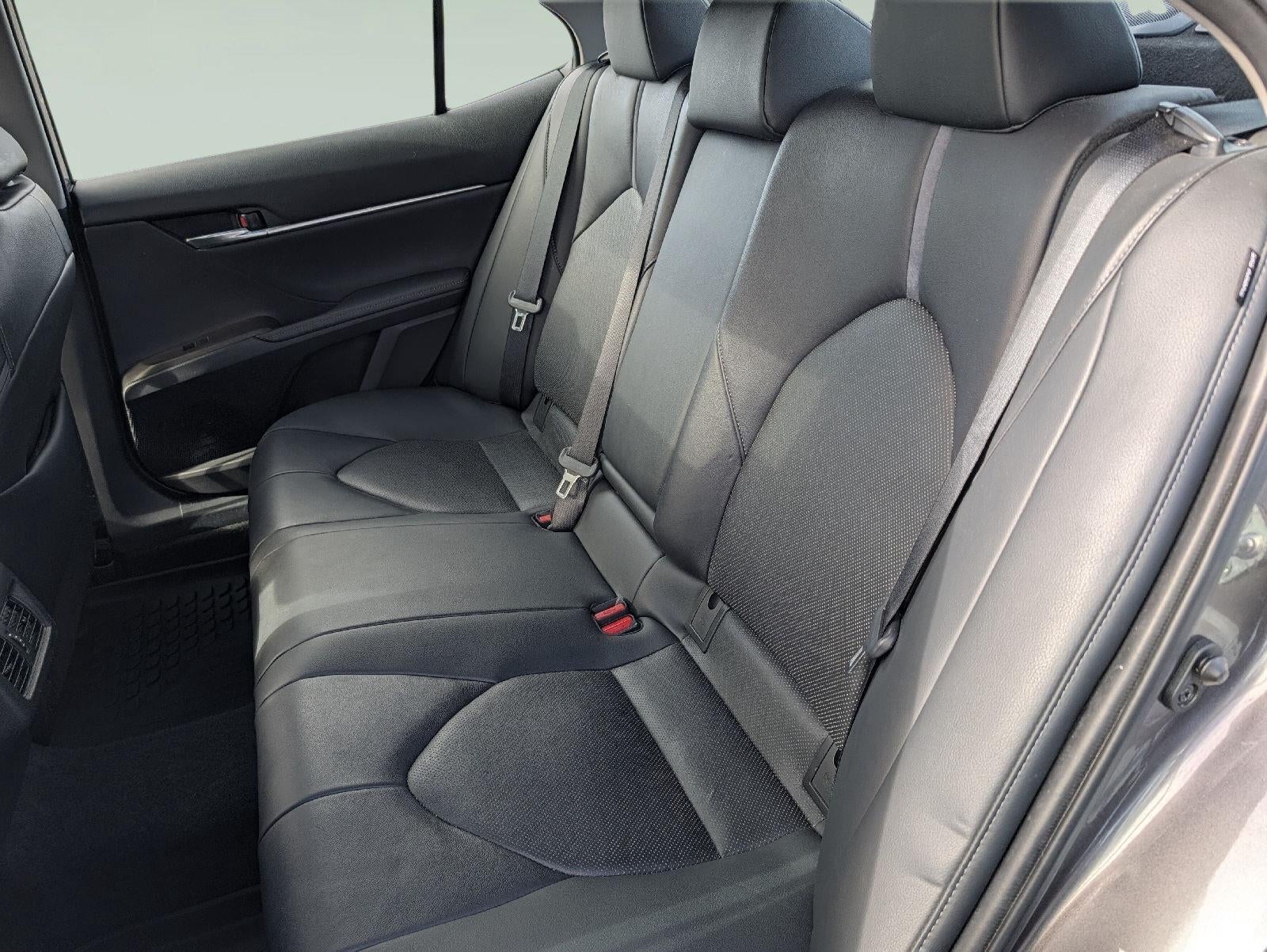 2021 Toyota Camry Hybrid XLE