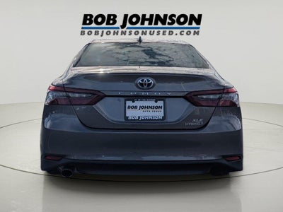 2021 Toyota Camry Hybrid XLE