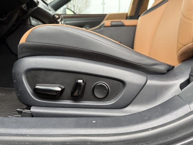 2023 Lexus ES ES 250