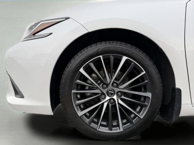2023 Lexus ES 250 AWD Base