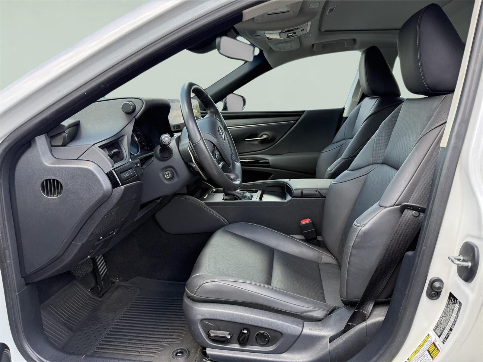 2024 Lexus ES 300h 