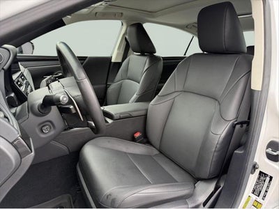 2024 Lexus ES 300h 300h