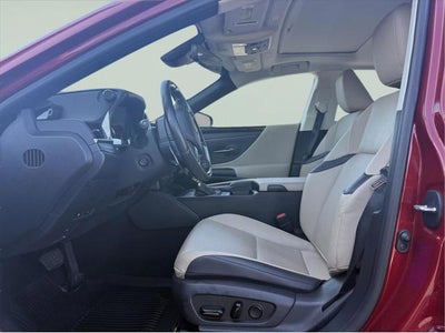 2021 Lexus ES 300h 