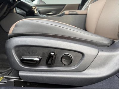 2025 Lexus ES 350 Base