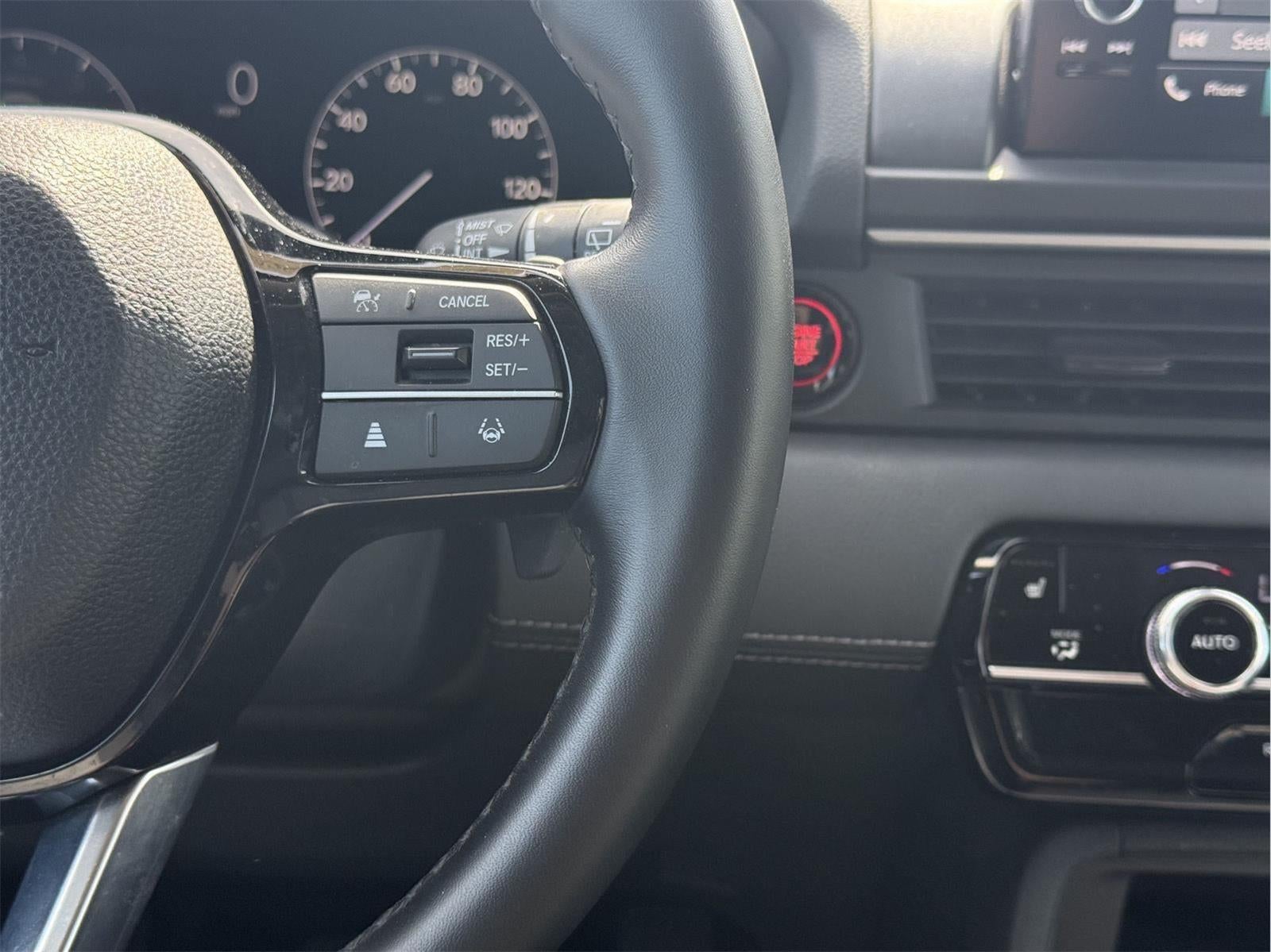 2023 Honda Pilot EX-L w/Rear Captain's Chairs
