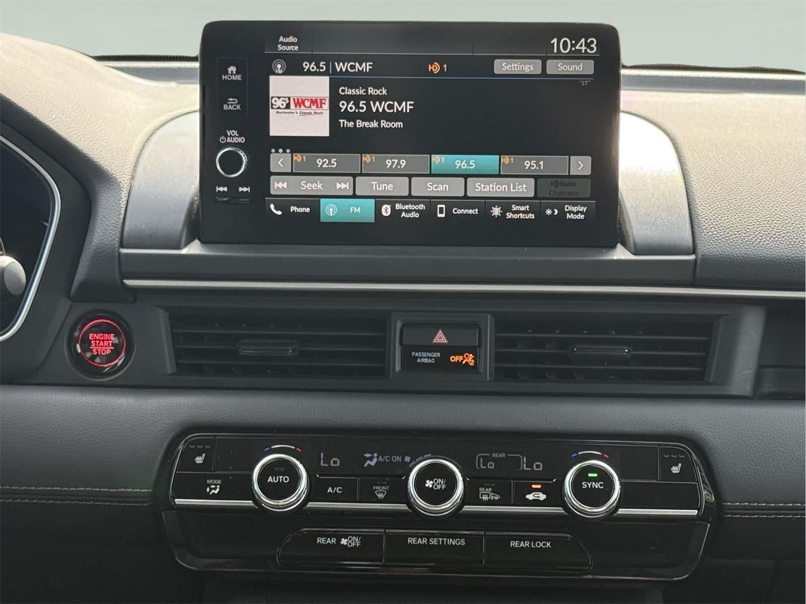 2023 Honda Pilot EX-L w/Rear Captain's Chairs