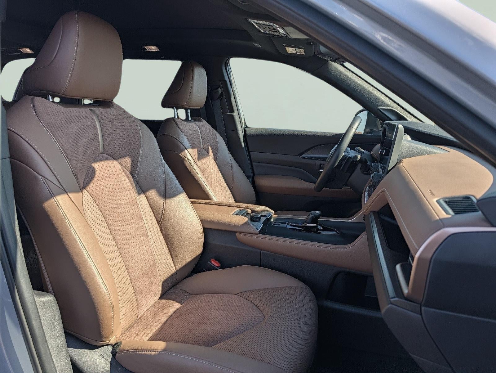 2025 Toyota Grand Highlander Hybrid MAX Platinum