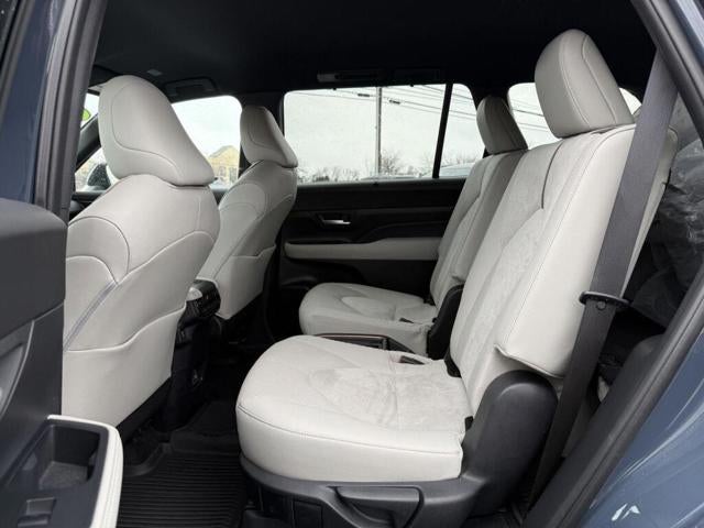 2024 Toyota Grand Highlander Hybrid MAX Limited