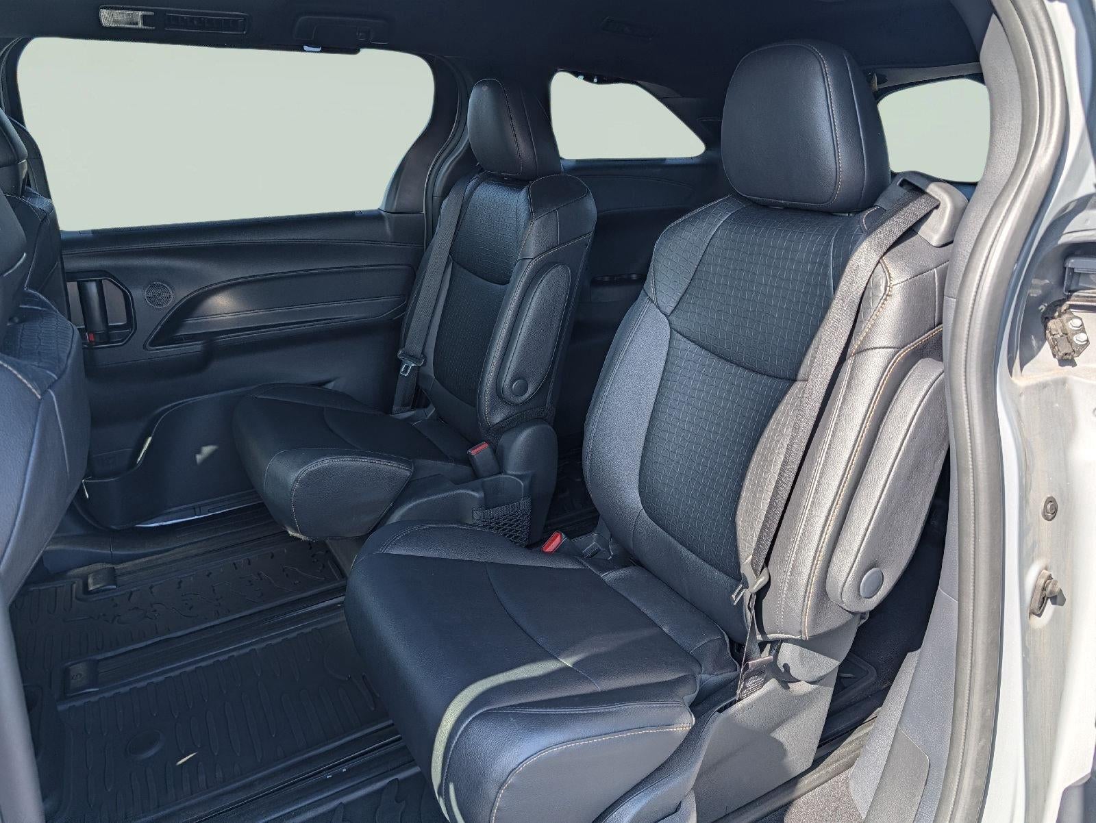 2026 Toyota Sienna Woodland Edition