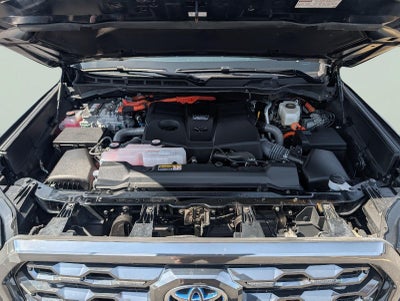 2024 Toyota Tundra Platinum HV