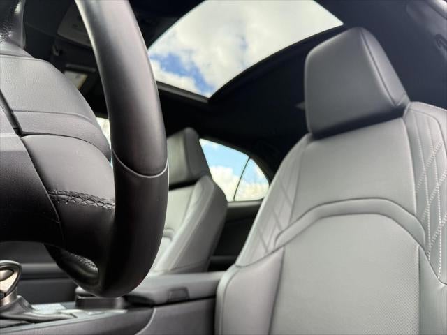 2023 Lexus UX 250h F SPORT DESIGN AWD