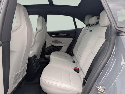 2025 Porsche Macan Electric 4