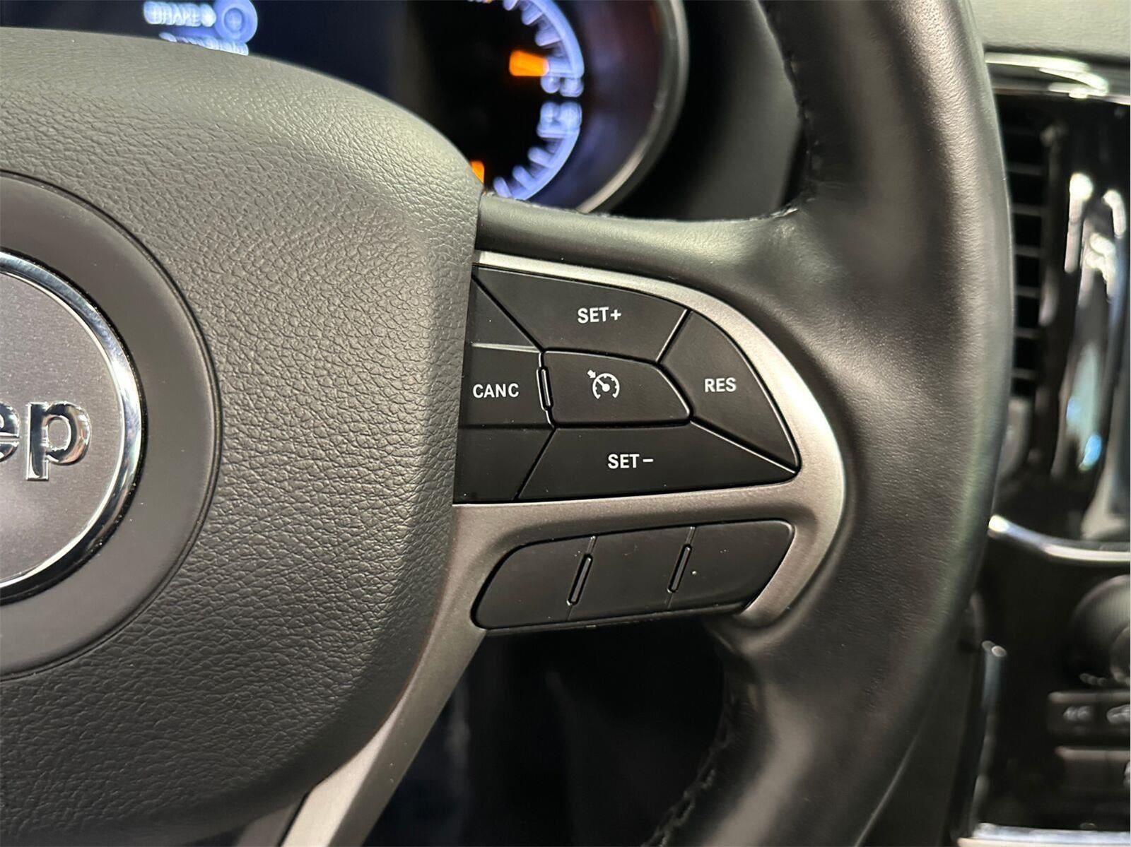 2021 Jeep Grand Cherokee Laredo X 4x4