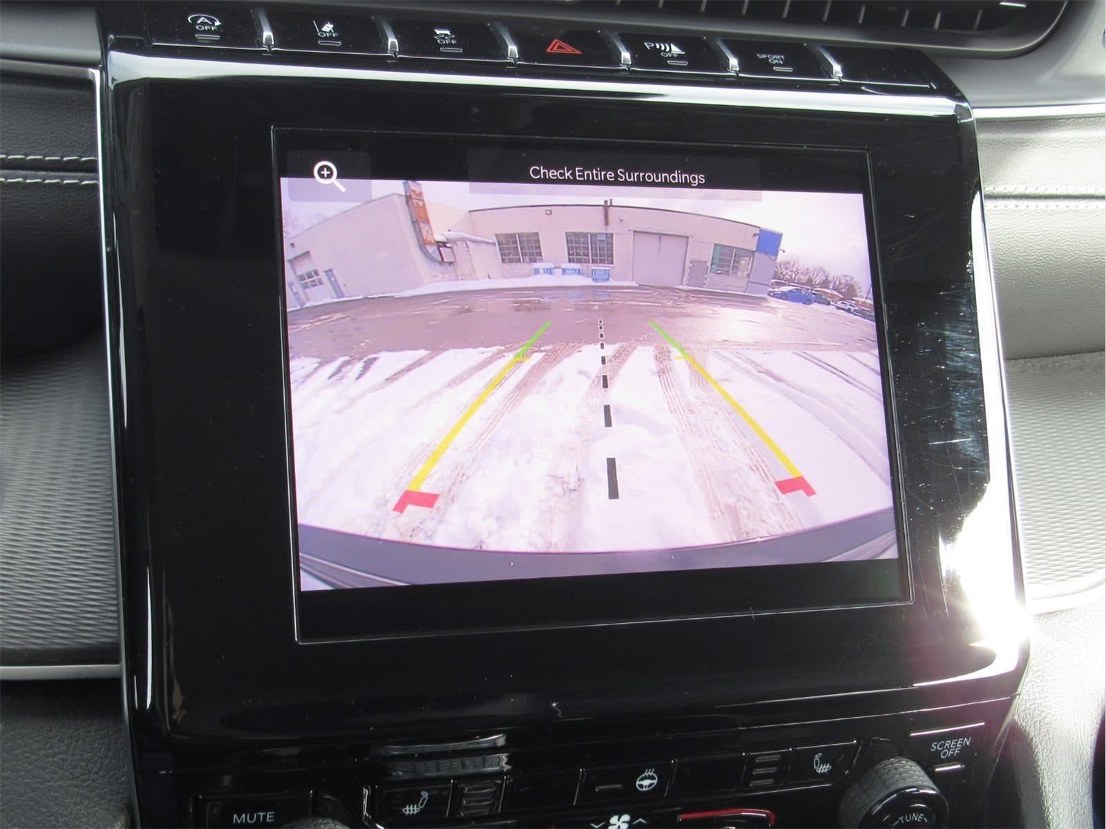 2023 Jeep Grand Cherokee Laredo 4x4