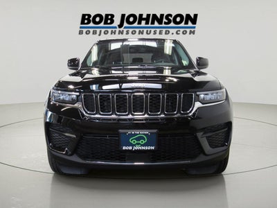 2023 Jeep Grand Cherokee Laredo 4x4